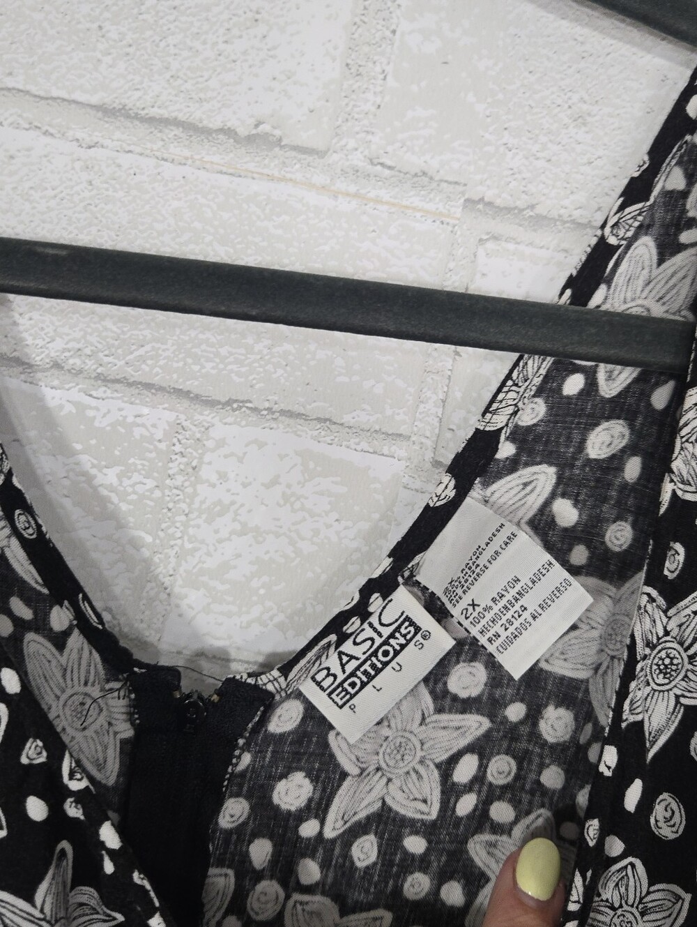 Basic Editions printed short romper - Picture 8 of 16